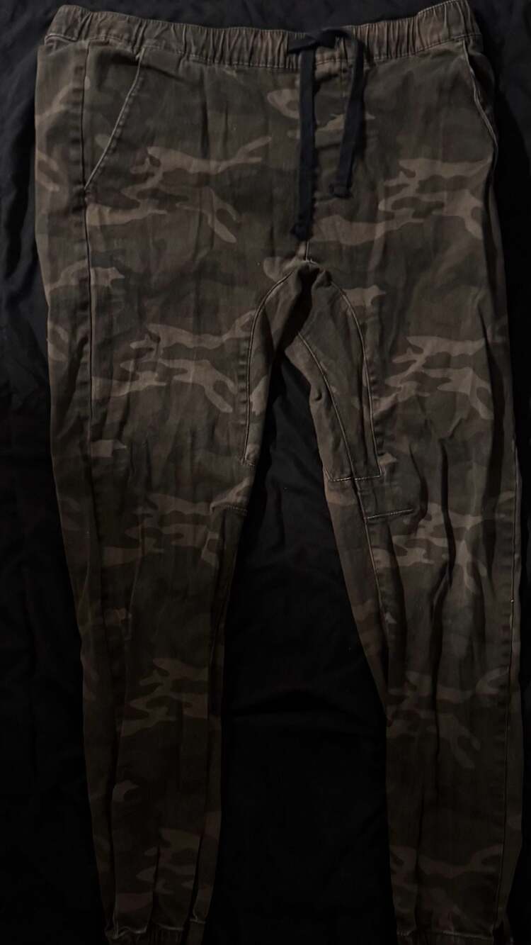 Urban Heritage | Camo Cargo Cuffed Jogger Pants | Drawstring Waist